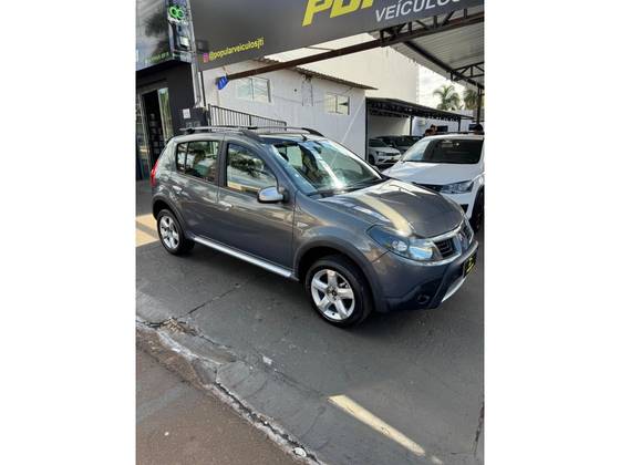 RENAULT SANDERO 1.6 STEPWAY 16V FLEX 4P MANUAL RENAULT SANDERO 1.6 STEPWAY 16V FLEX 4P MANUAL